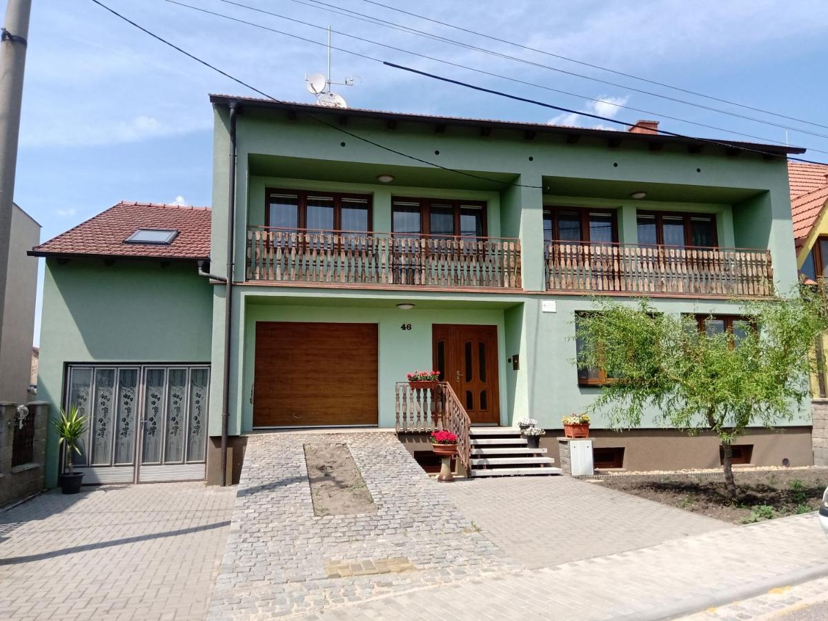 Ferienwohnung U Hradeb Mikulov Exterior foto